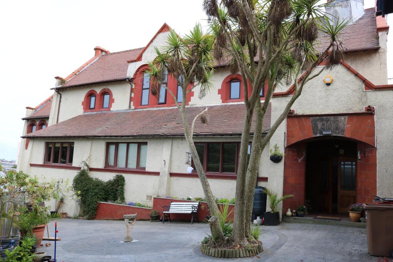 Victoria House Barrow-in-Furness Exterior foto